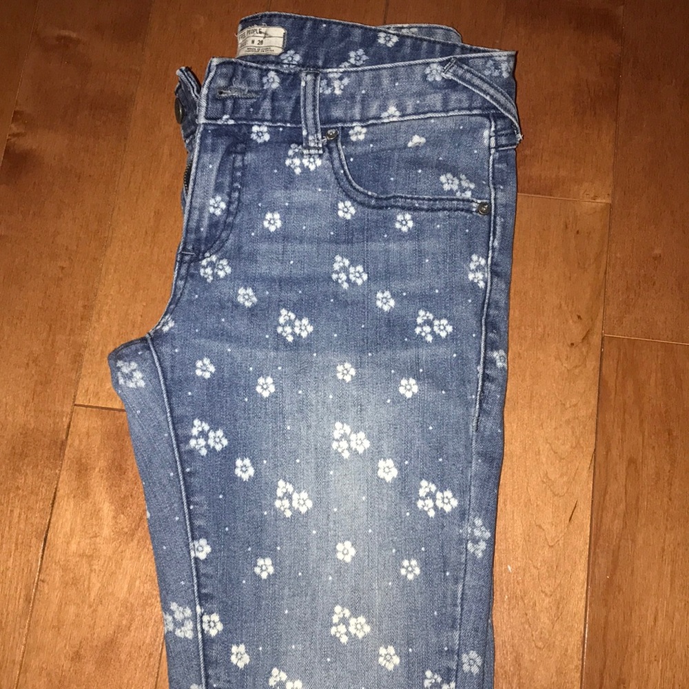 Free People Floral Denim Skinny - Picture 4 of 6
